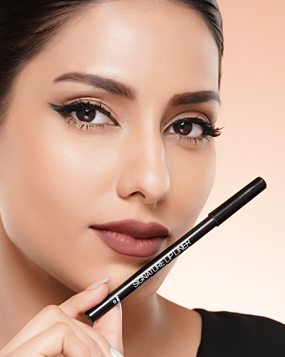 Signature Lip Liner